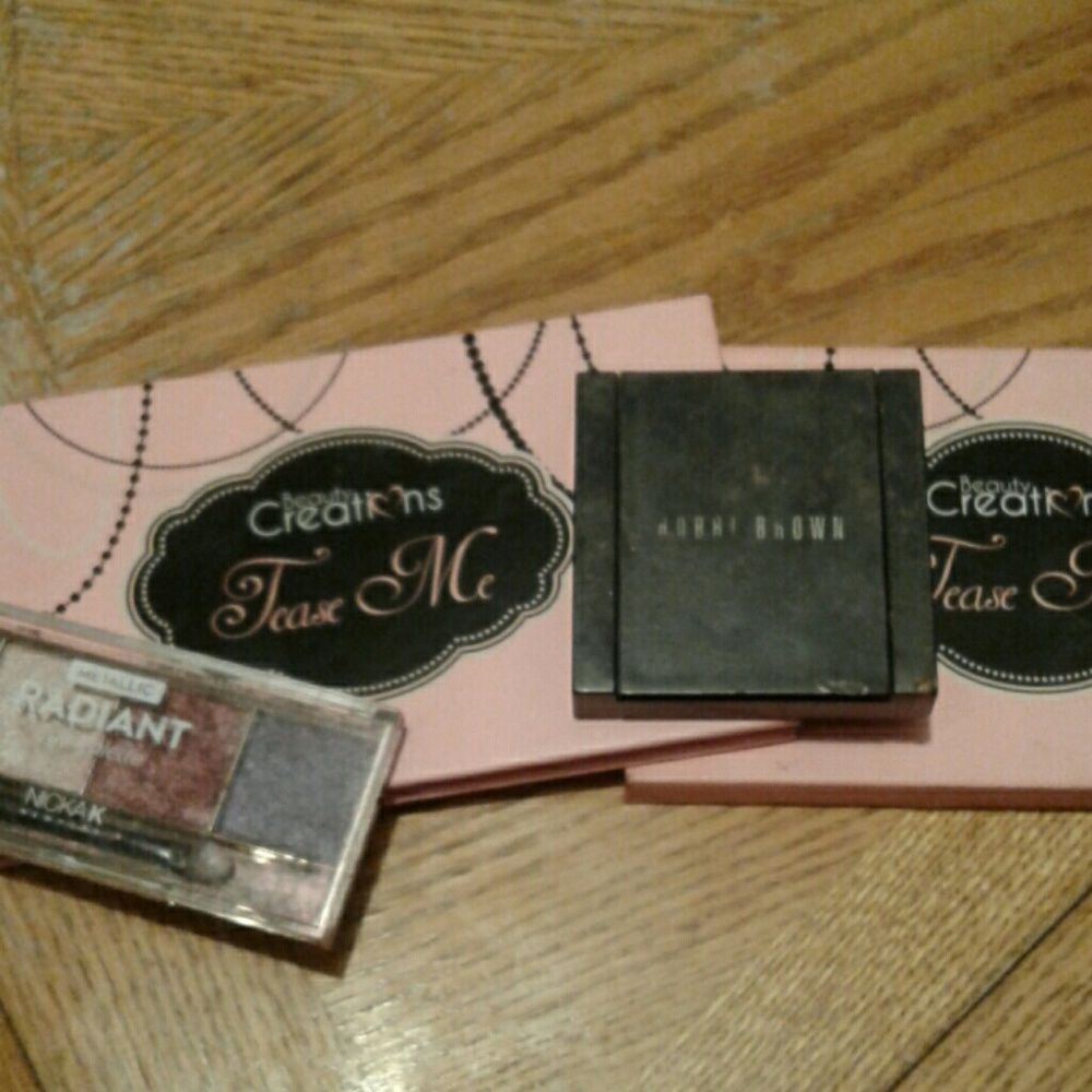 Eyeshadow bundle